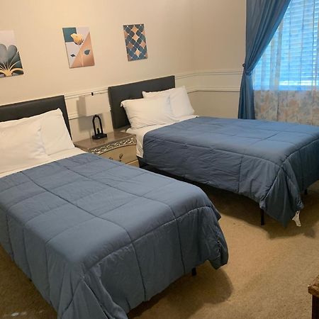 Luxhome Suites N Villa Riverside Esterno foto