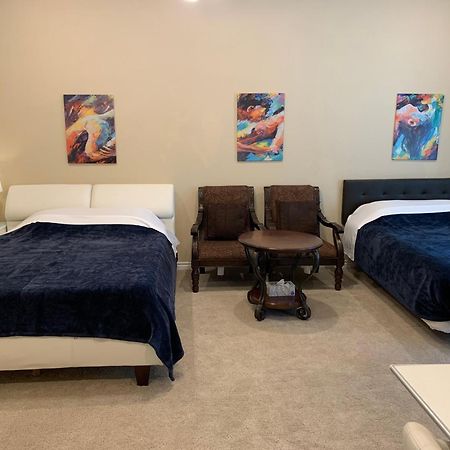 Luxhome Suites N Villa Riverside Esterno foto